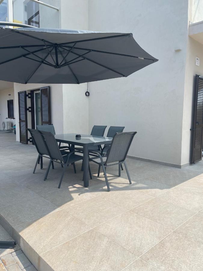 Villa Rodelia 1 Roda  Exterior photo